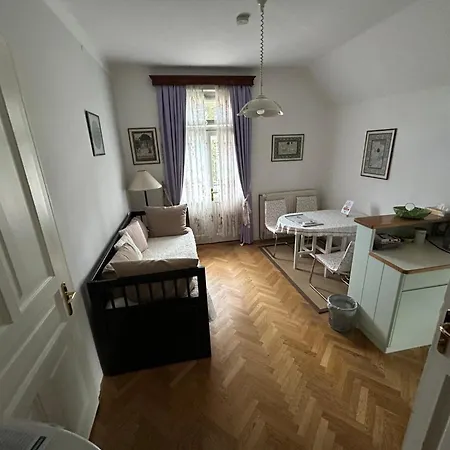 Guest house Ana Generoes 3*